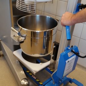 Boiler and bowl lift for commercial kitchens